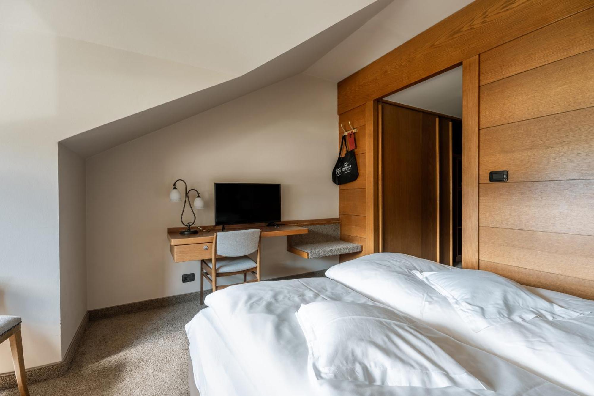 Dominik Alpine City Wellness Hotel - Adults Only 브레싸노네 외부 사진