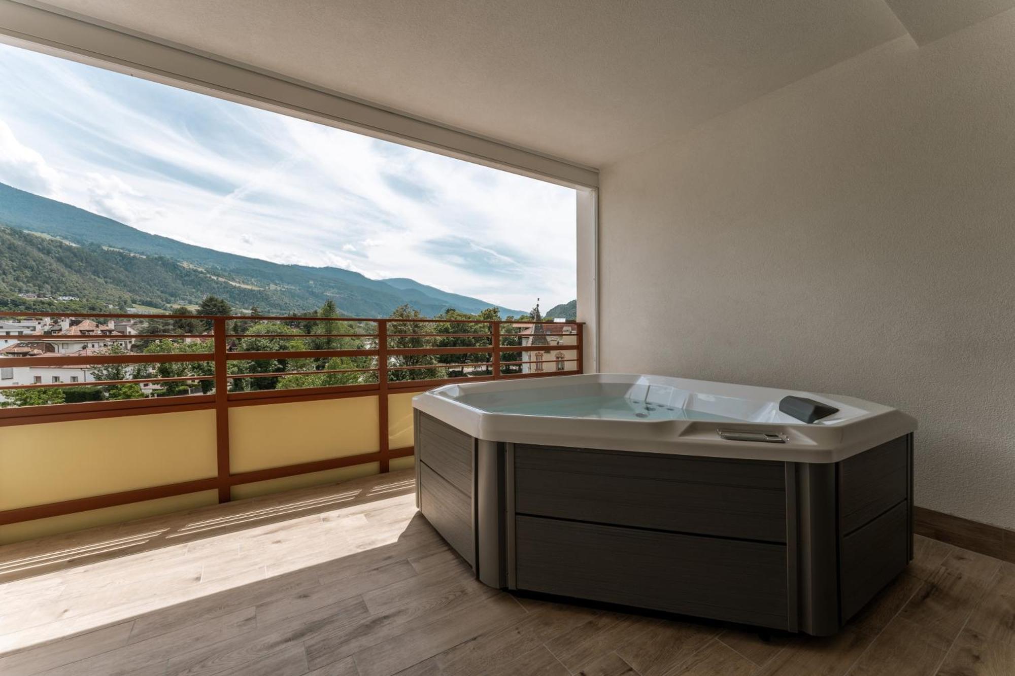 Dominik Alpine City Wellness Hotel - Adults Only 브레싸노네 객실 사진