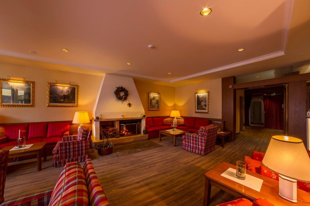 Dominik Alpine City Wellness Hotel - Adults Only 브레싸노네 외부 사진